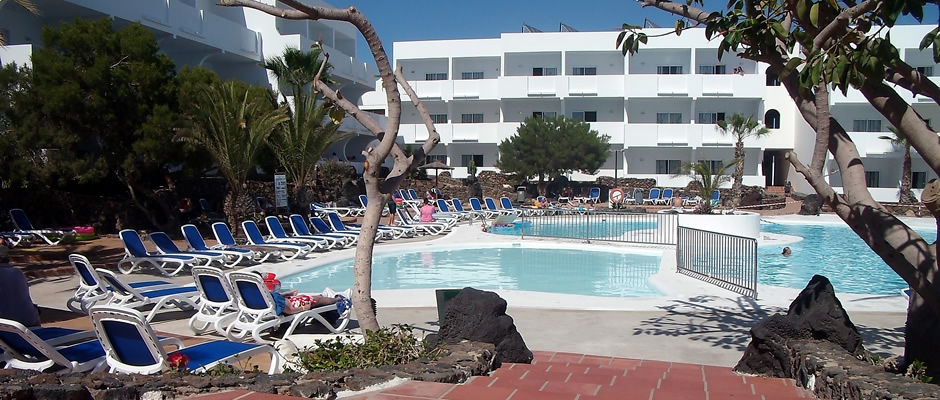 Apartamentos Ficus Costa Teguise Exteriör bild